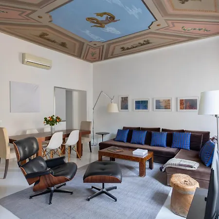 Apartment Iflat Charming & Comfy In The Heart Of *