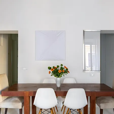 Iflat Charming & Comfy In The Heart Of Apartment *