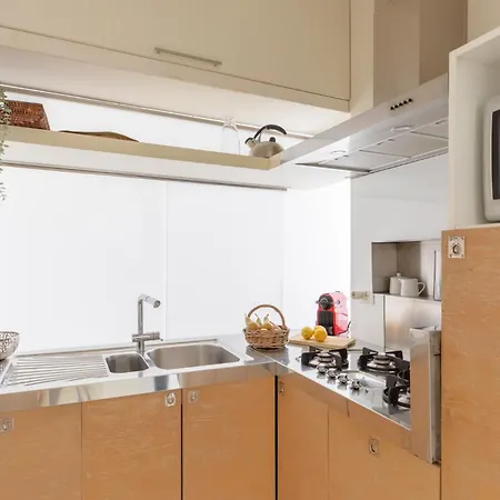 Apartment Iflat Charming & Comfy In The Heart Of Rome