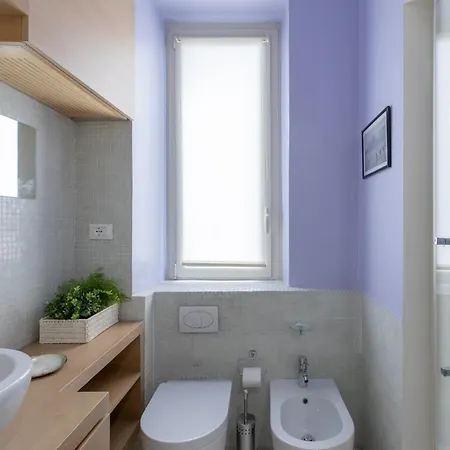 Iflat Charming & Comfy In The Heart Of Apartment